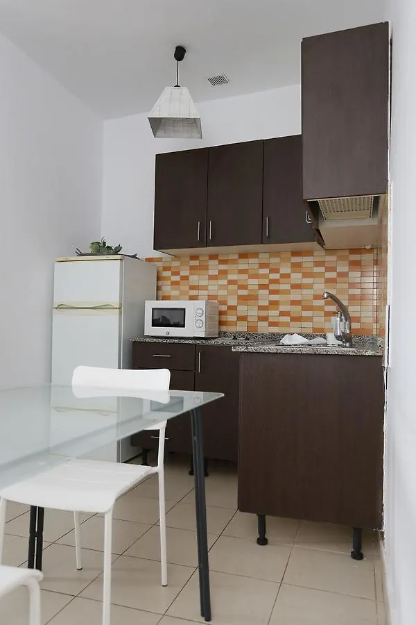 California Rooms Ξενοδοχείο με διαμερίσματα San Bartolomé